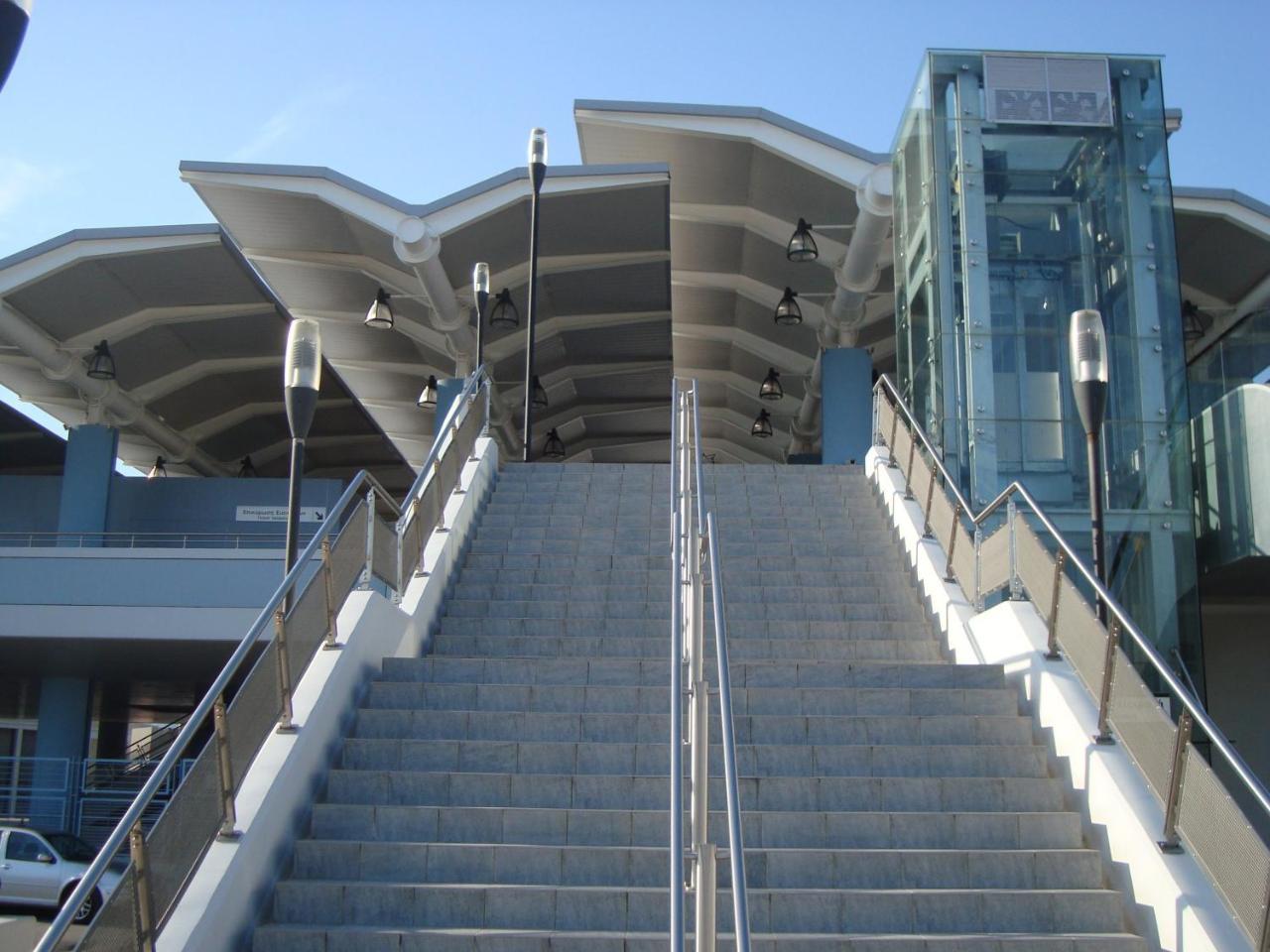 Piraeus Bright Apt מראה חיצוני תמונה